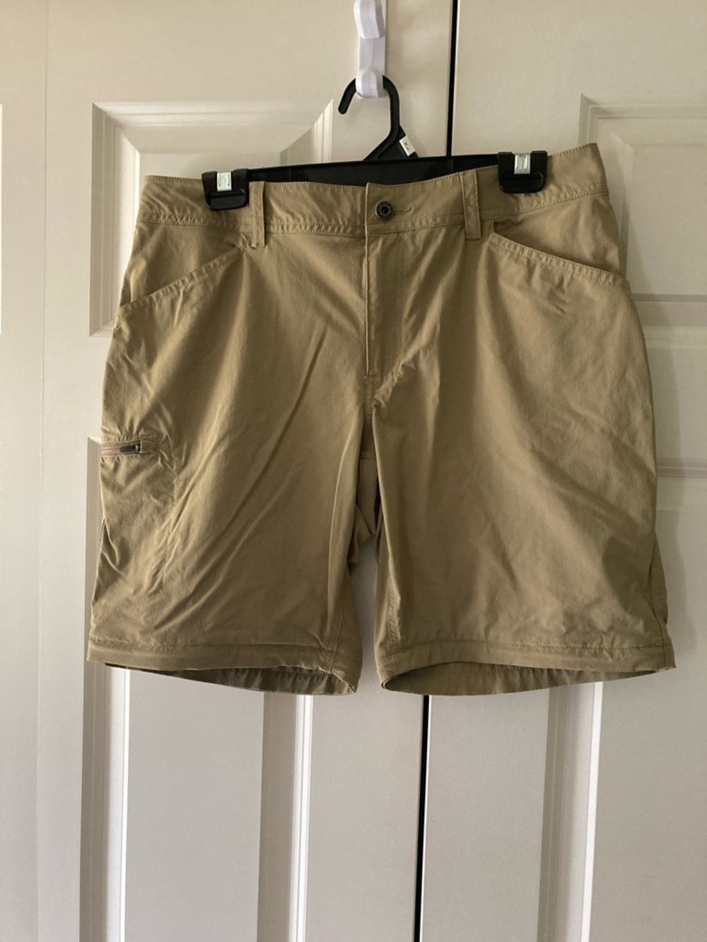 Llbean no fly zone 10p women’s hiking shorts tan khaki camping hiking outdoors